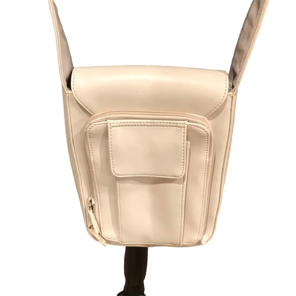 𝅺nine West Crossbody